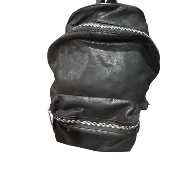 Black MAC Cosmetic Backpack with Silver Zippers - Picture 3 of 8